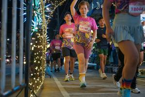 BIB: 8040, 18199, 18044
                            <button type="button" onclick="openModal(24677264)" class="btn btn-primary btn-sm float-right btn-popup" data-toggle="modal" data-target=".modal-high-quality">
                        <i class="fas fa-shopping-cart"></i> Add to Cart
                    </button>
                                            <button type="button" onclick="isThisMe(24677264, true)" class="btn btn-success btn-sm float-right btn-popup btn-isme hidden" data-toggle="tooltip" data-placement="bottom" title="นี่คือรูปของคุณใช่ไหม คลิกที่นี่เพื่อเอาเข้าอัลบั้ม">
                        <i class="fas fa-plus"></i> Add to album
                    </button>
                    <button type="button" onclick="isThisMe(24677264, false)" class="btn btn-warning btn-sm float-right btn-popup btn-isnotme hidden">
                        <i class="fas fa-ban"></i> Remove from album
                    </button>